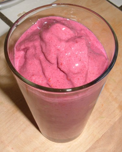 morning blackberry banana smoothie