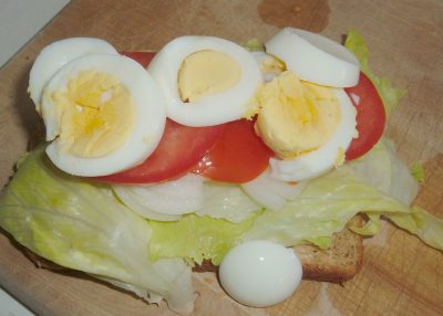veggie egg sandwich