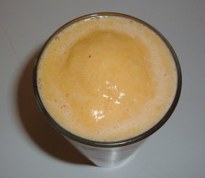 orange banana smoothie