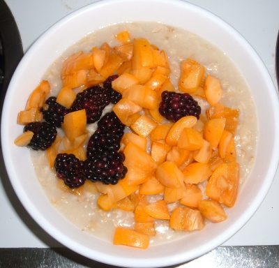 loquat blackberry oatmeal