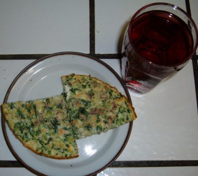 spinach quiche with blueberry juice