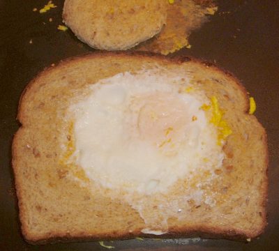fried egg bread circle