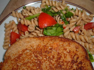 toasted cheese pasta salad