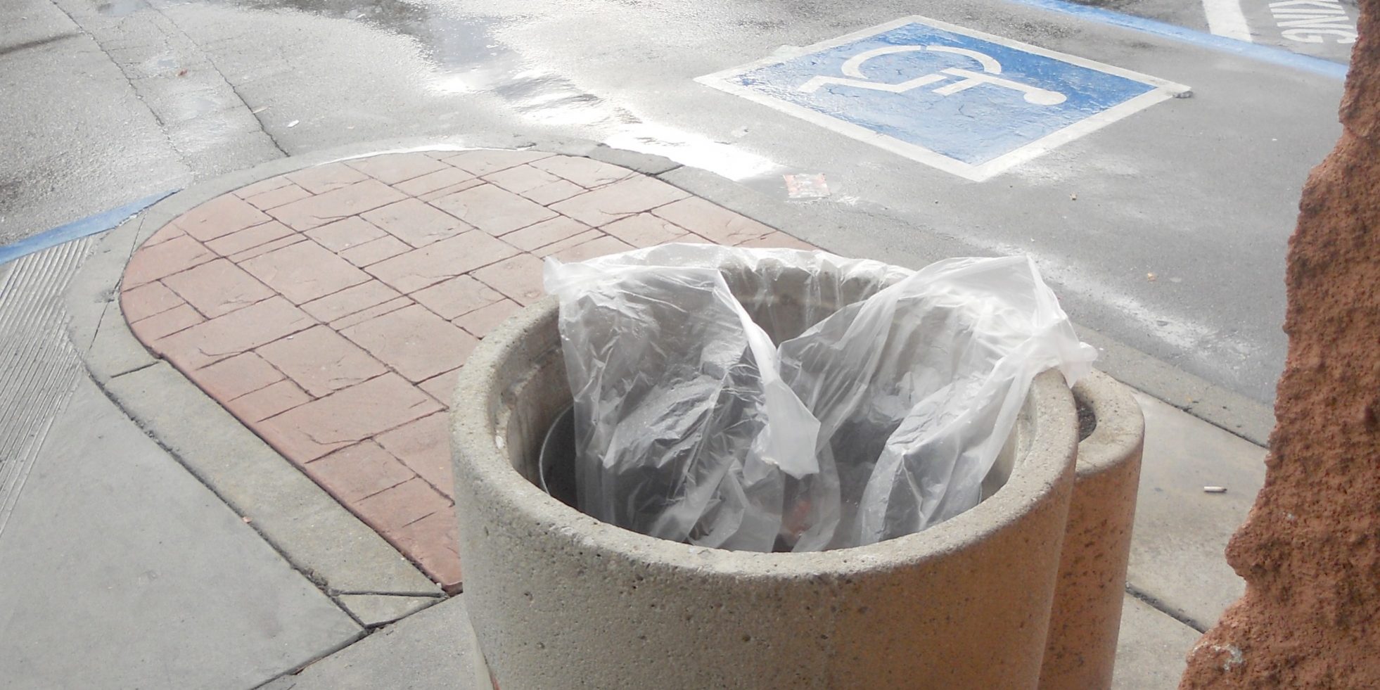 safeway trash can