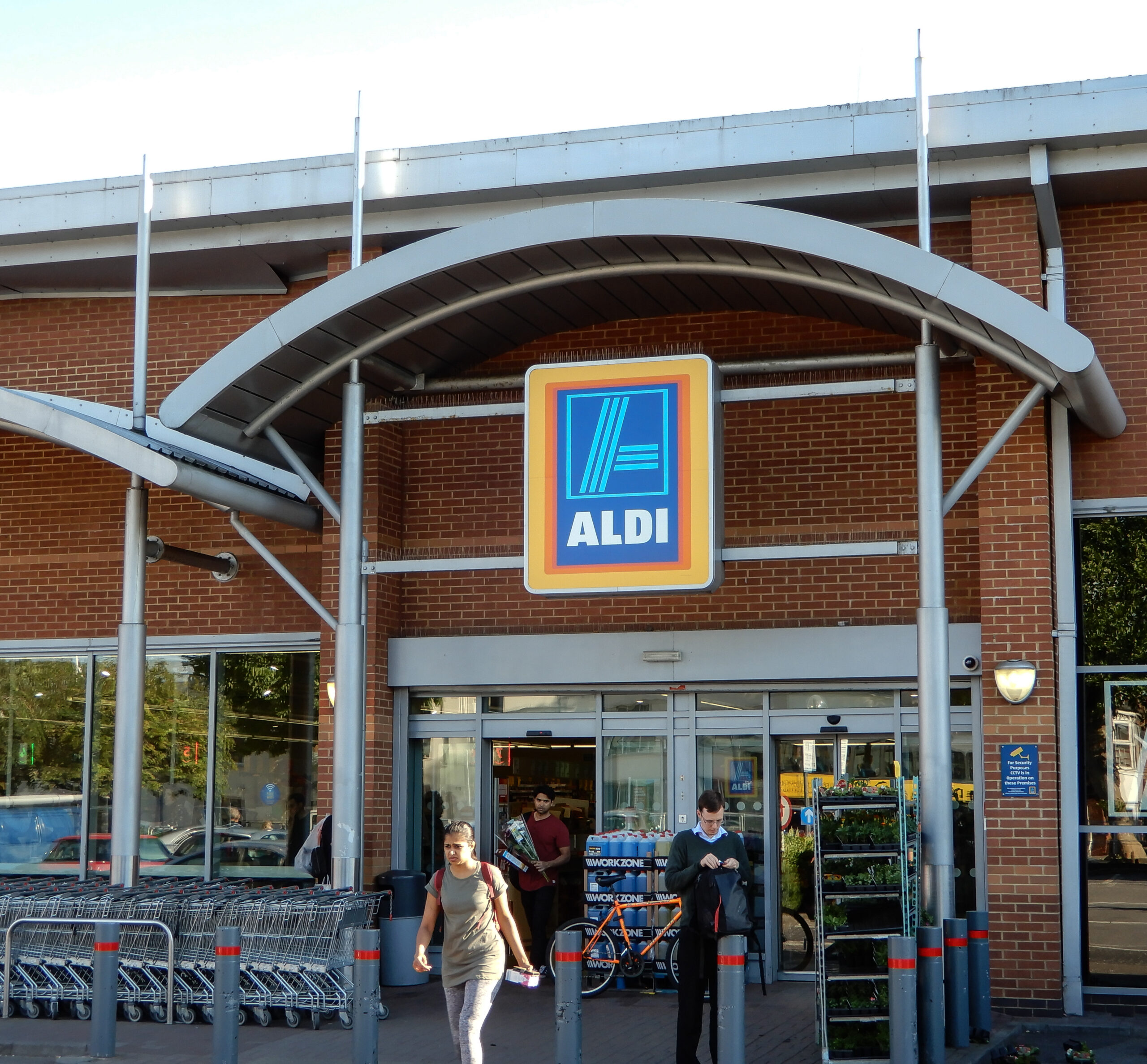 8. Aldi's Smart Savings Strategy