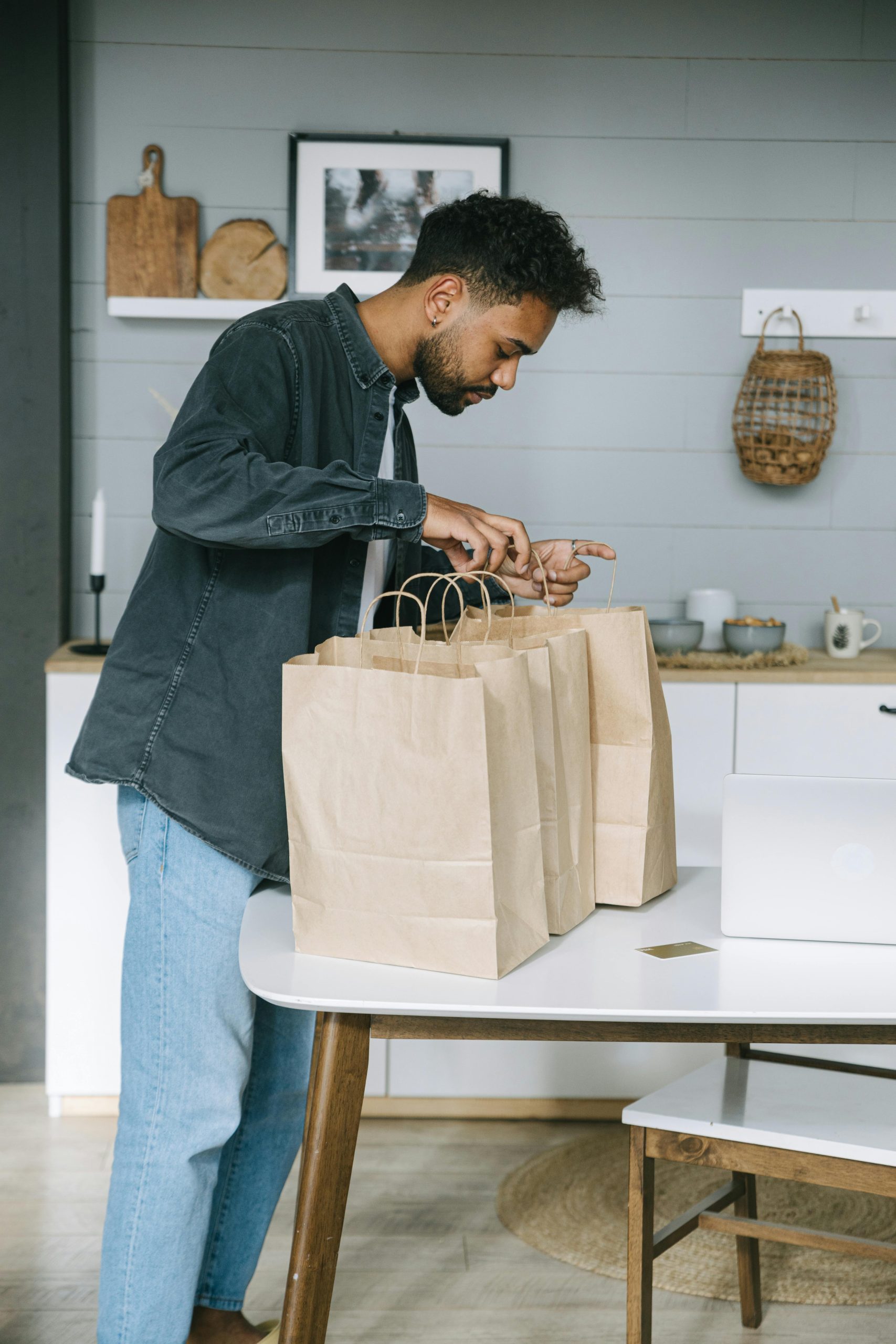 7 Reasons It's A Bad Idea To Send Your Husband to The Grocery Store