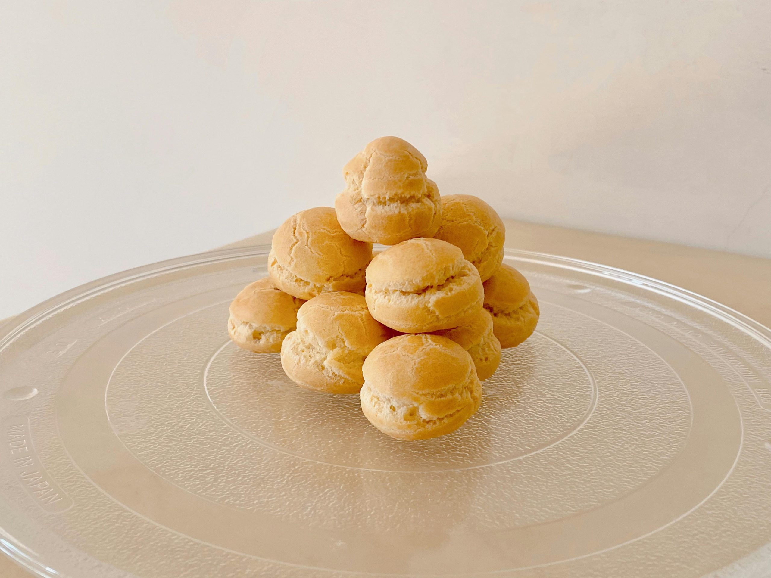 Delizza Patisserie Belgian Mini Cream Puffs