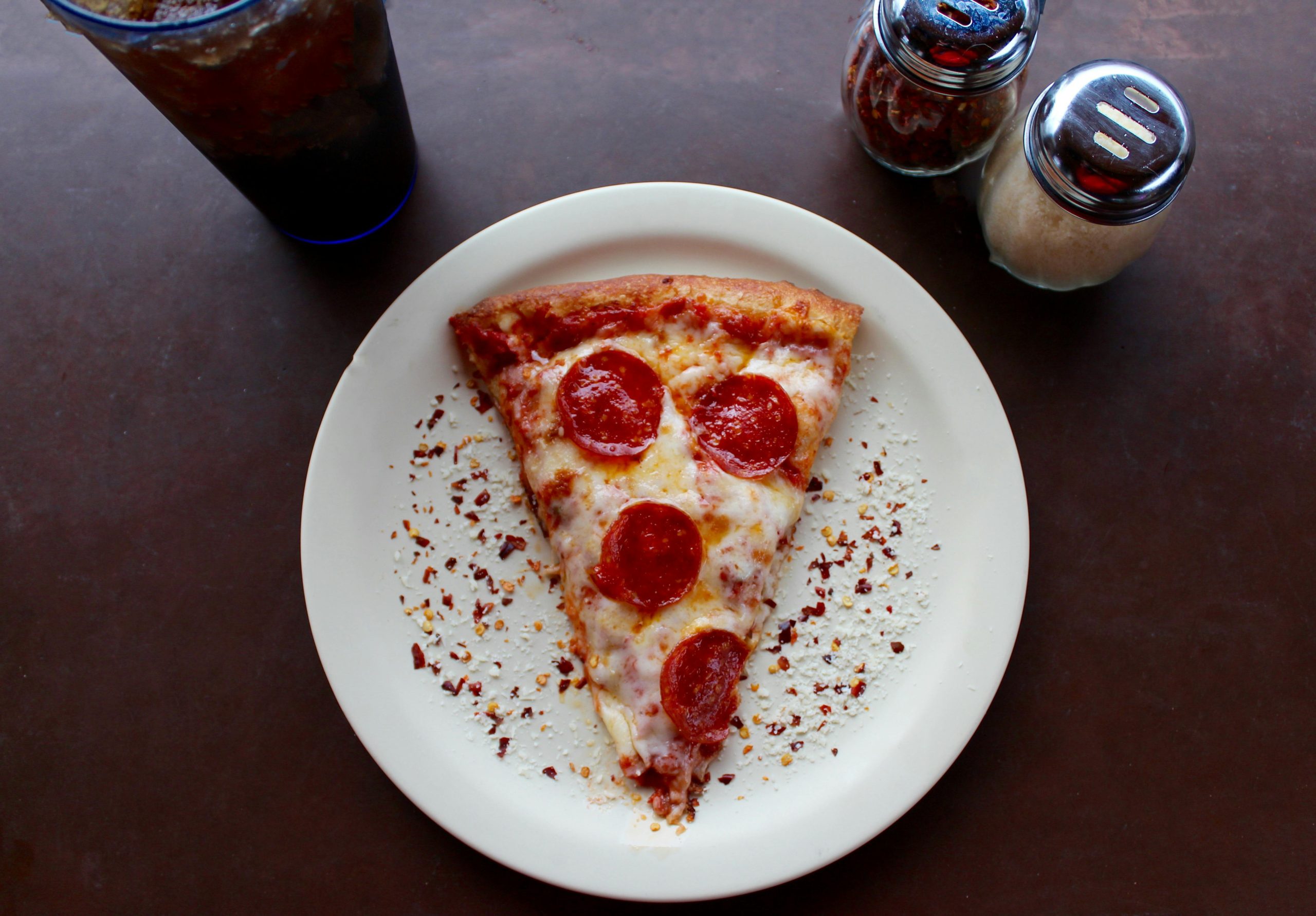 3. Aldi’s Mama Cozzi’s Thin Crust Pizza