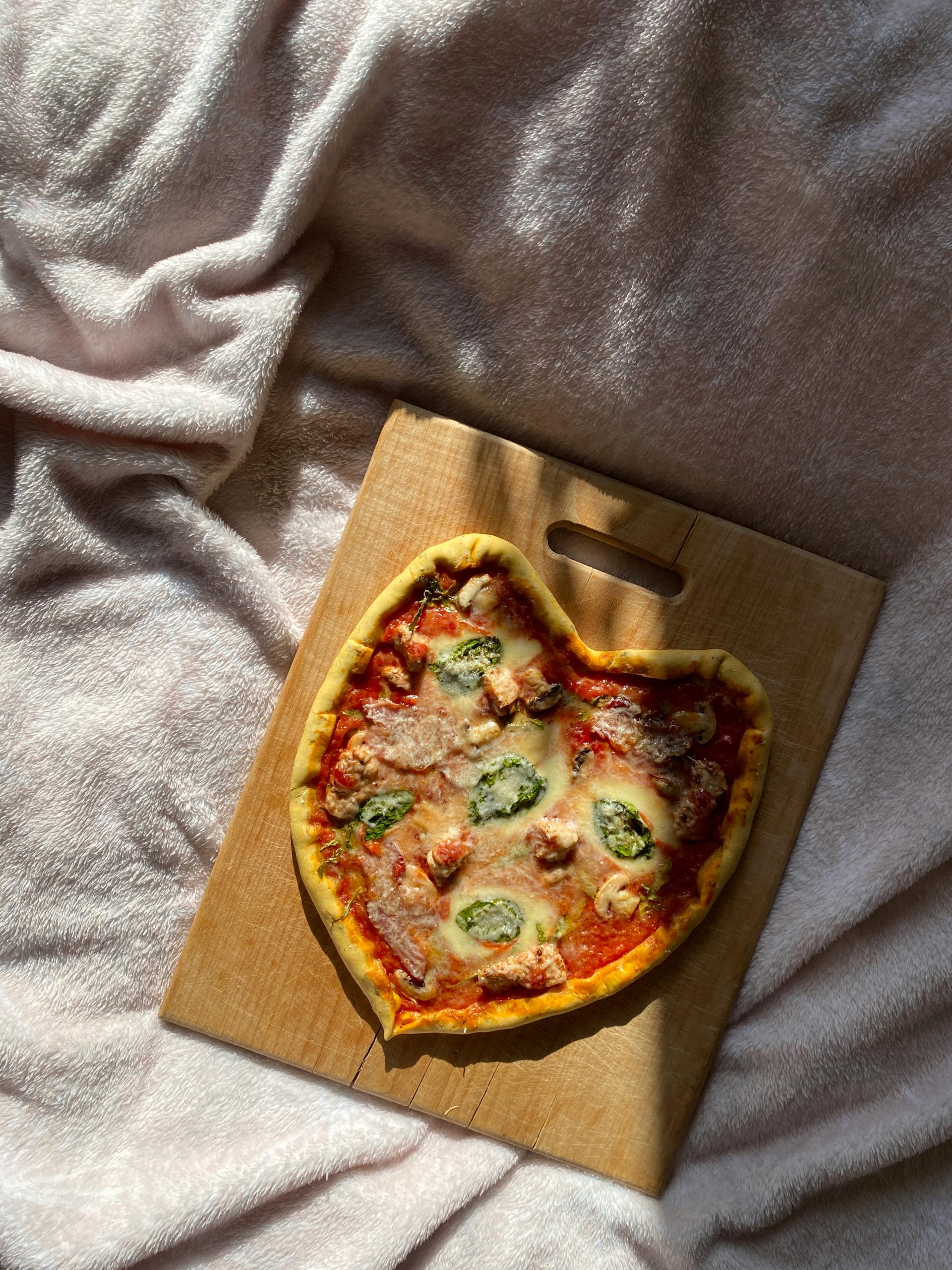 4. Casual Dining Chains with Affordable Valentine’s Deals