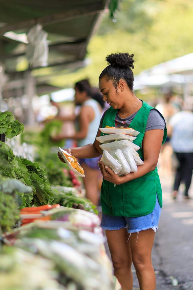 9 Ways Grocery Stores Trick You Into Spending More