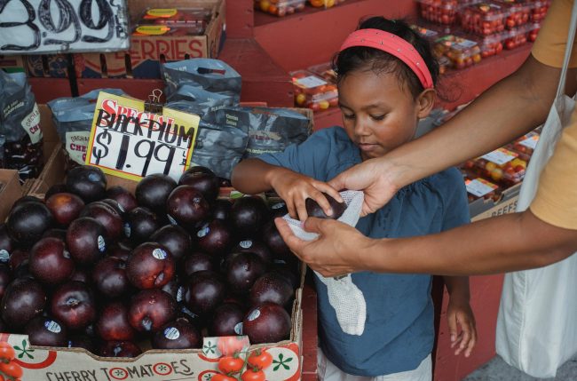 9 Things Smart Shoppers Never Do at the Grocery Store