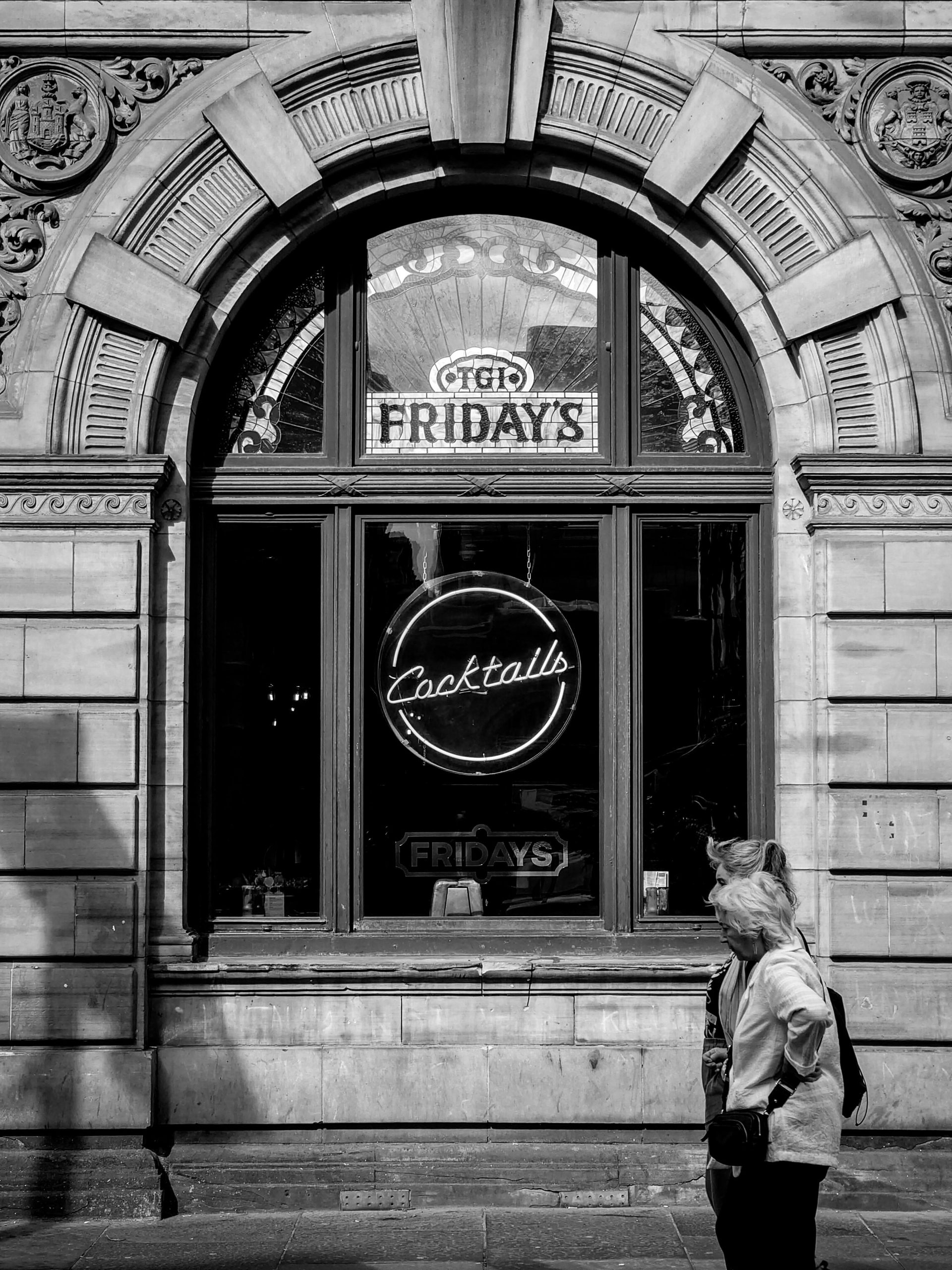 4. TGI Fridays – No Longer a Friday Night Favorite