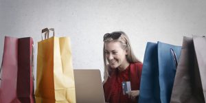 Is Signing Up for Store Credit Cards Ever Worth the Freebies?
