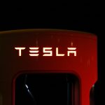 No Discounts Can Save Tesla: Here's Why the EV Superstar Is Being Dumped