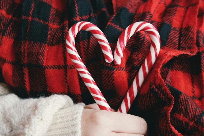 7 Ways Retailers Might Engage in Holiday Price Gouging (and How to Spot It)