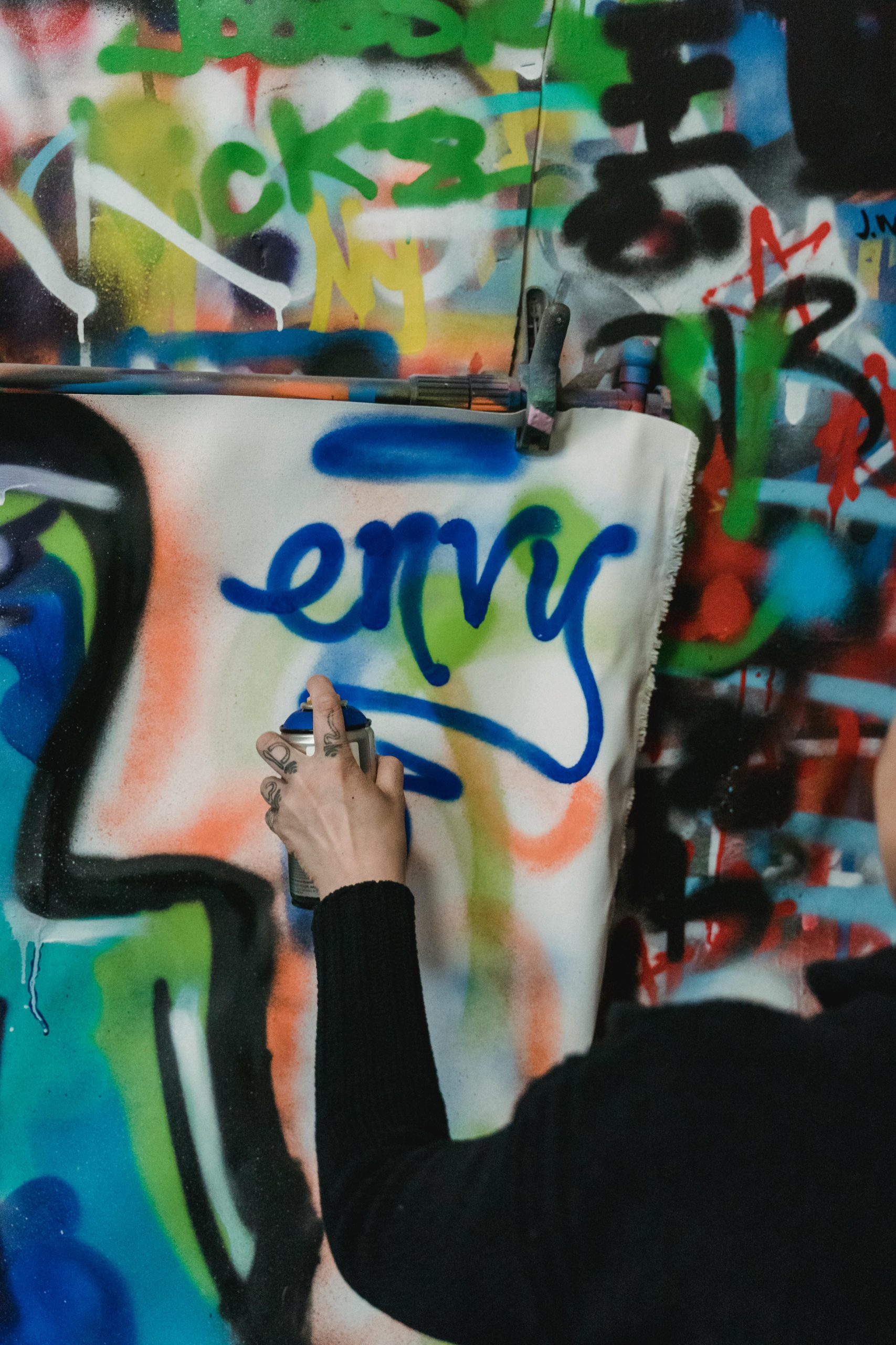 Freebie Frenemies: When Accepting Gifts Strains Relationships