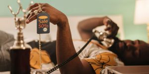 How to Shop For Christmas Now and Save Yourself 50% of Your Christmas Budget