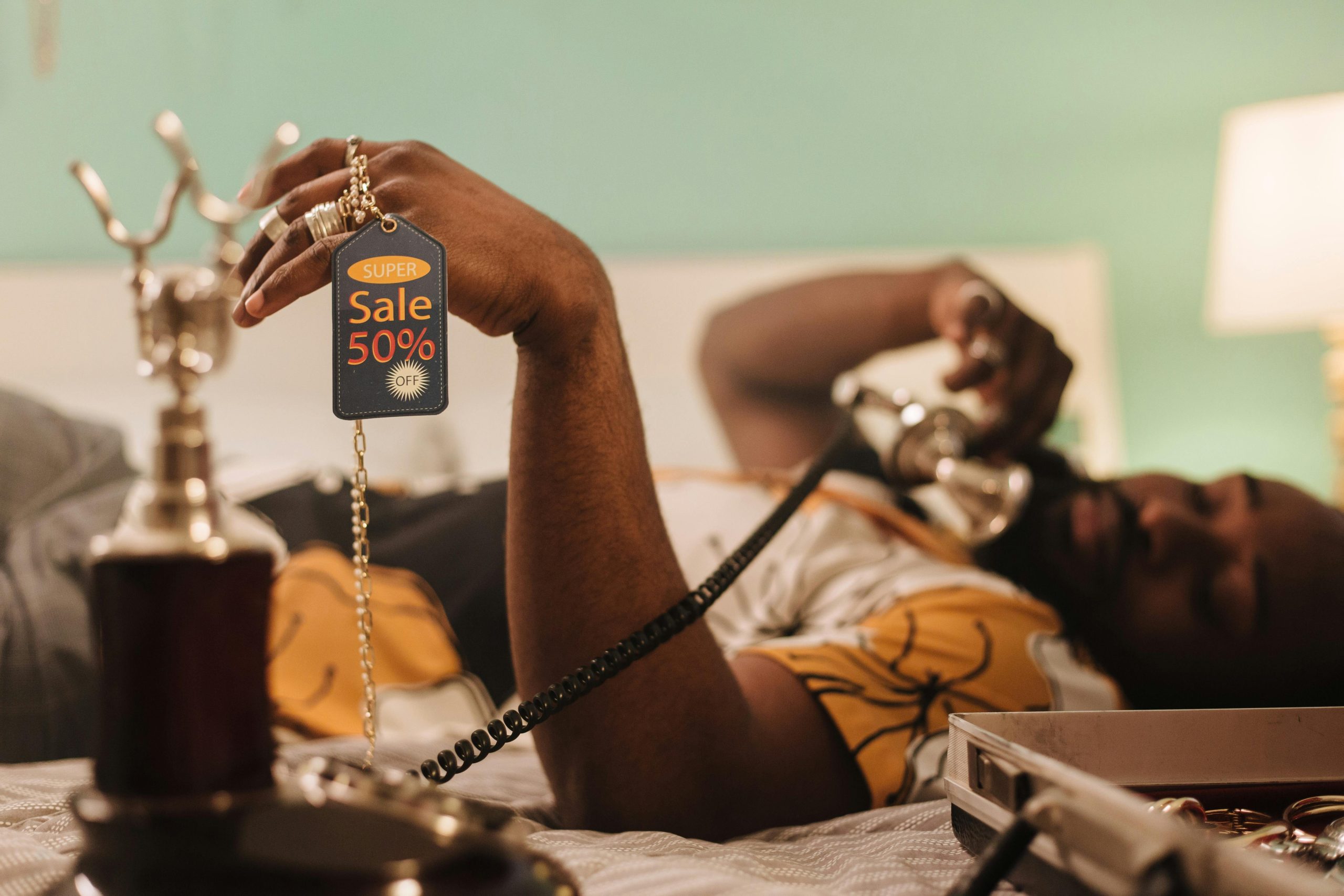 How to Shop For Christmas Now and Save Yourself 50% of Your Christmas Budget