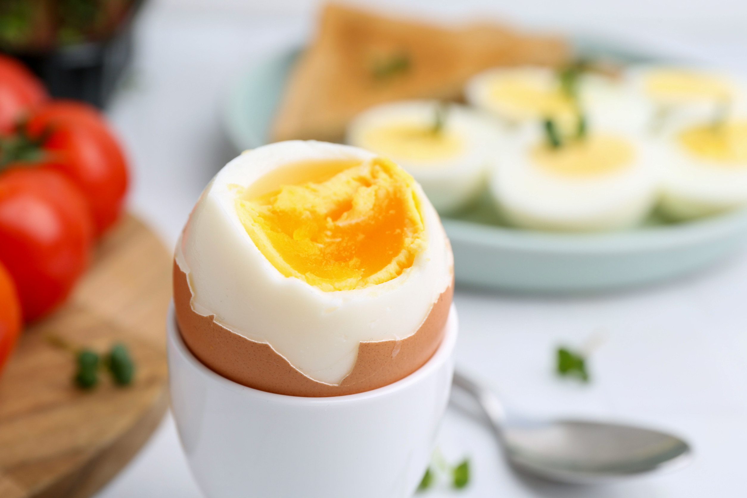 how many eggs can you eat