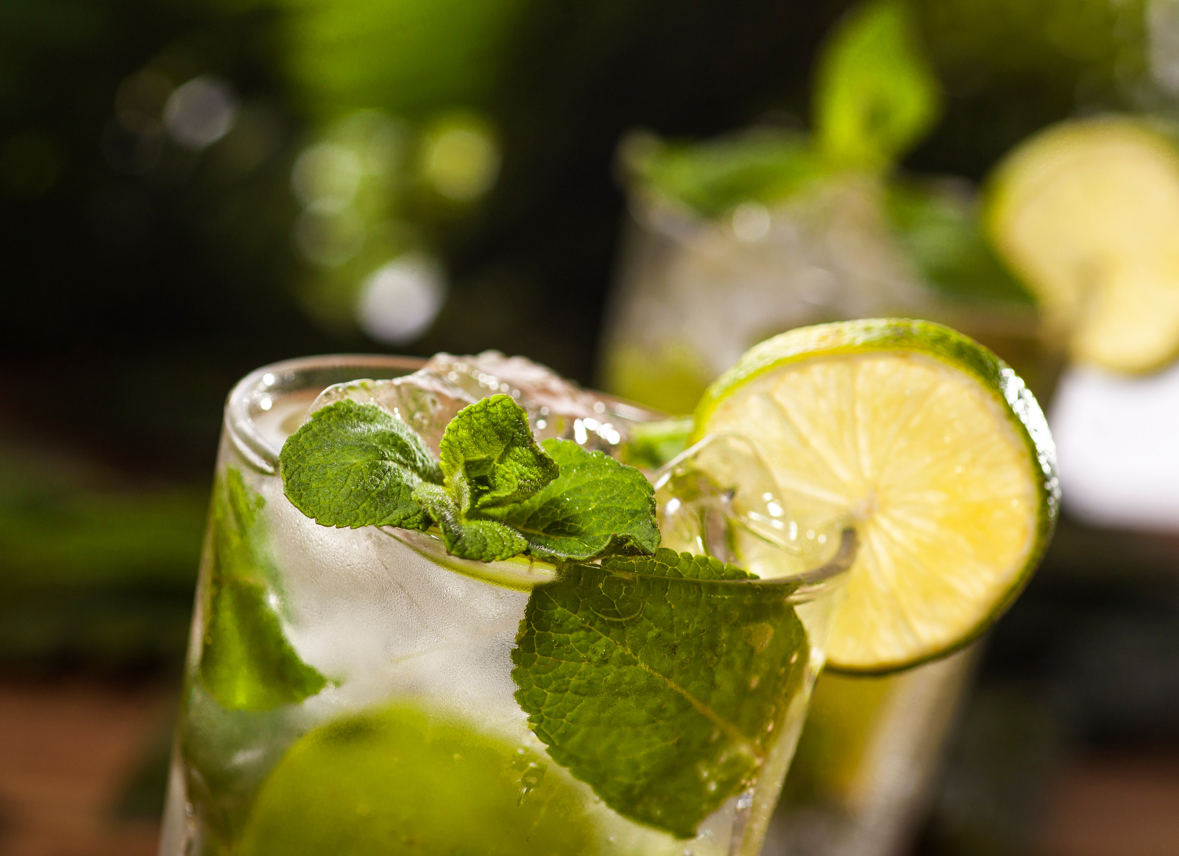 5 Drinks Bartenders Secretly Judge You For Ordering