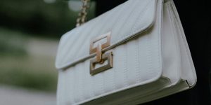 10 Ways Women Get Their Purses Stolen In The Grocery Store