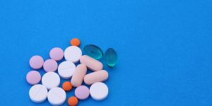 foods interfere with medications