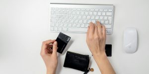 6 Household Staples That Are Cheaper Online Than in Stores