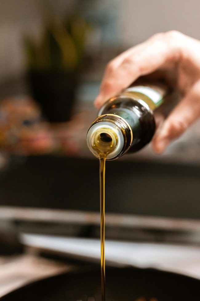 7 Ways To Spot Low-Quality or Potentially Adulterated Olive Oil