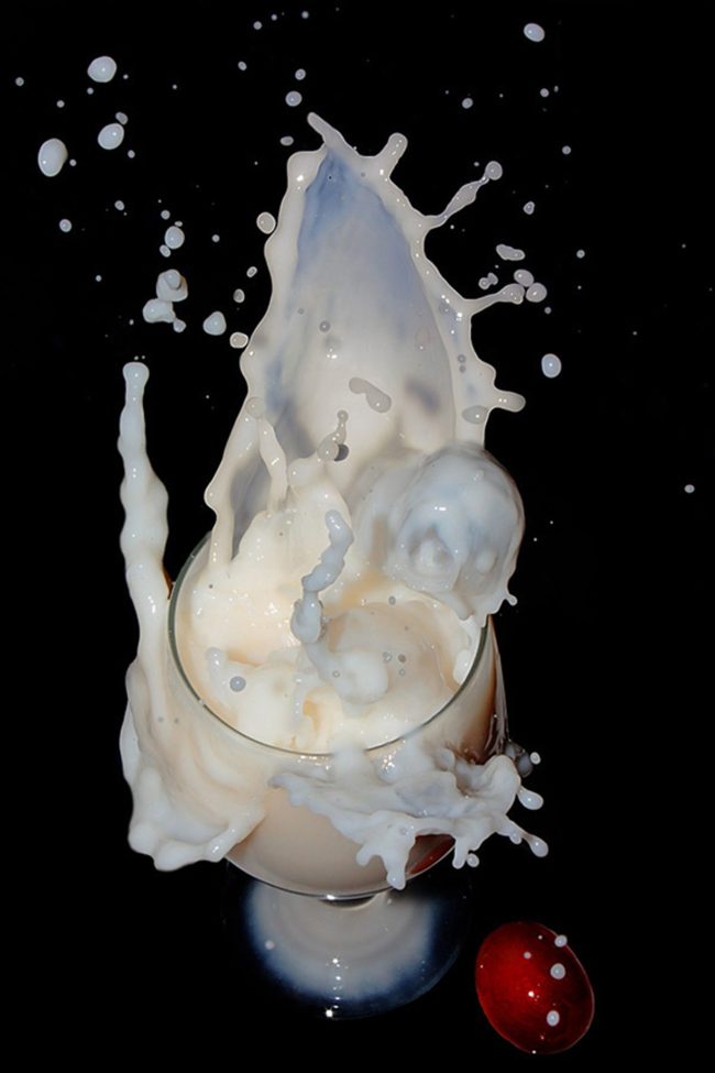 Splash With Milk 5 Regional Chains That Sell Milk Cheaper Than Bottled Water