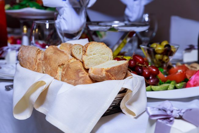 10 Things Your Favorite Restaurant Is Hiding From You