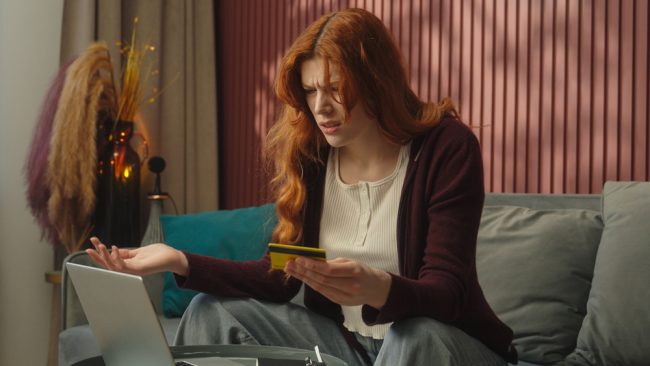 7 Shopper Behaviors That Predict How Long You’ll Stay in Debt 7 Shopper Behaviors That Predict How Long You’ll Stay in Debt