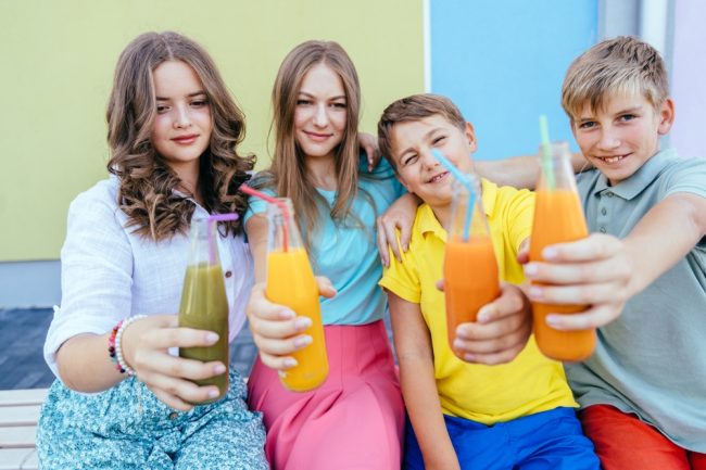 6 Foods That Quietly Use Artificial Ingredients to Fake “Freshness” 6 Foods That Quietly Use Artificial Ingredients to Fake “Freshness”