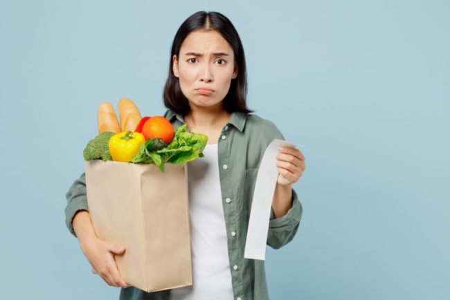 5 Grocery Budget Mistakes That Make Coupons Less Effective 5 Grocery Budget Mistakes That Make Coupons Less Effective