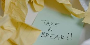 The 10 Minute Pause Rule That Stops Impulse Buys