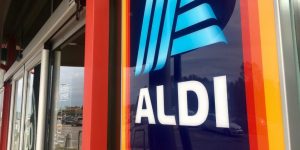 Aldis $9.65 Elliot Cooper Chardonnay Named 2026 Product Of The Year In Under $10 Category