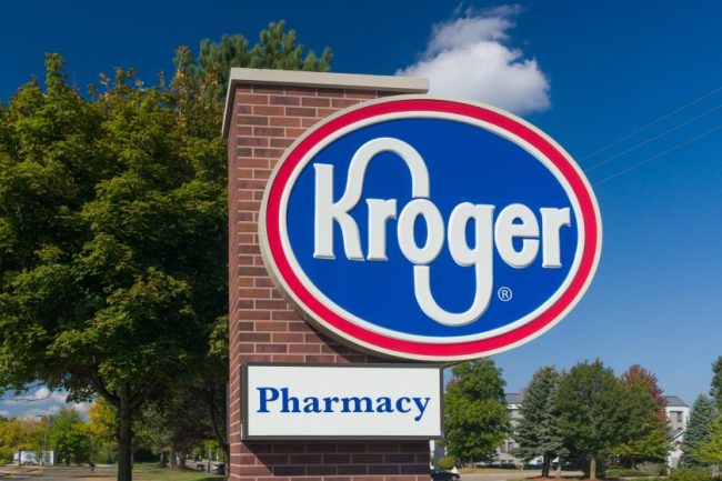 shutterstock_2538703017 Shoppers Say Kroger's Loyalty App Is Offering More Personalized Deals