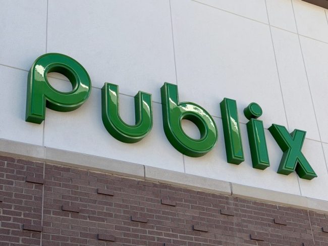 shutterstock_2696615483 Publix Comes in Second Nationally in Customer Satisfaction Rankings