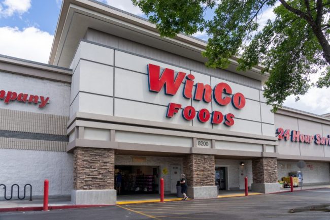shutterstock_2350503111 Consumer Reports Reveals the Most and Least Expensive Supermarkets
