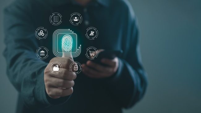 shutterstock_2394485045 How Biometric Payments Are Changing the Retail Checkout Experience