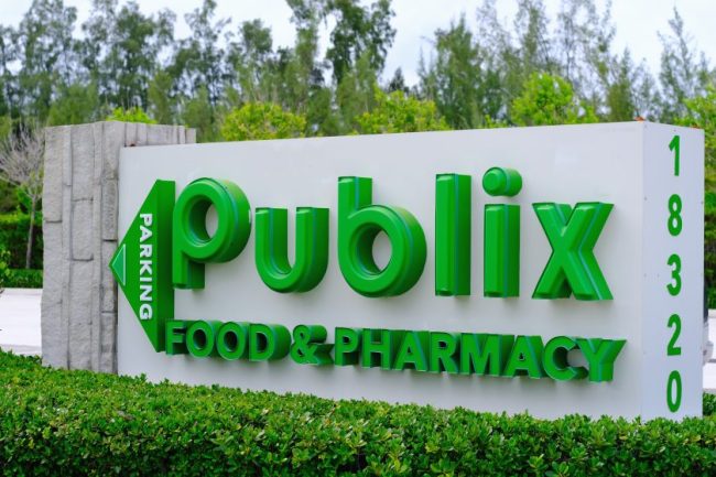 shutterstock_2564566515 Publix Confirms New Florida Store Openings This Month What Shoppers Can Expect