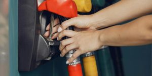 Fuel Savings Tip: Why Paying Cash at the Pump Can Reduce Your Price This Month