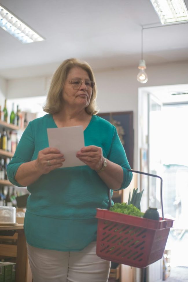 pexels-kampus-8422697 Couponing Is Not Dead