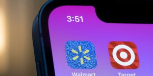 The Self-Checkout Glitch Leaving Some Target and Walmart Shoppers Unable to Pay