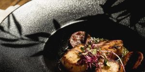 The Color of Your Plate May Change How You Experience Your Food