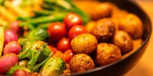 7 Restaurant Extras That Can Quietly Double the Price of Your Meal